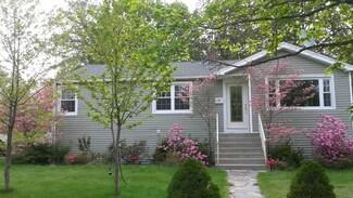 14 Kinney Dr, Worcester, MA 01602