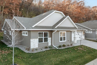 1036 Hewitt Blvd, Red Wing, MN 55066