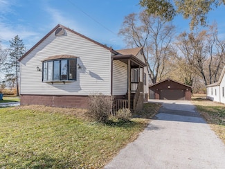 10114 Kennedy Ave, Highland, IN 46322