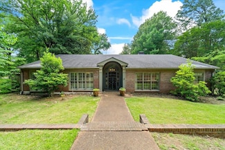 881 S Perkins Rd, Memphis, TN 38117