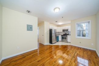 524 4th St Unit 14, Union City, NJ 07087