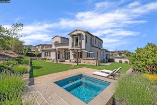 66 Tomcat Way, Orinda, CA 94563