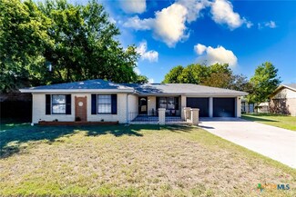 204 Cottonwood Dr, Copperas Cove, TX 76522