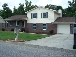 7719 Temperance Dr, Fayetteville, NC 28314