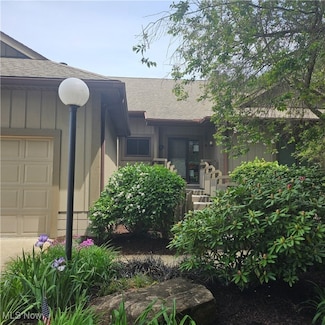 2222 Woodbrook Trail, Cuyahoga Falls, OH 44223