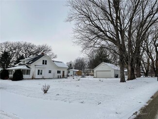 811 Blanch St, Mantorville, MN 55955