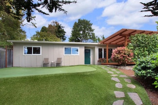 467 Monterey Dr, Aptos, CA 95003