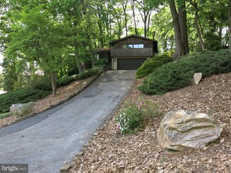 388 Grace Ridge Dr, Lancaster, PA 17601