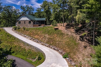 401 Moonbeam Crossing, Marshall, NC 28753