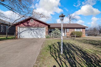 629 E Mission St, Crowley, TX 76036