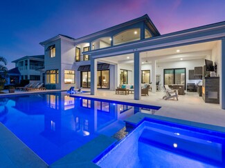 681 Crescent St, Marco Island, FL 34145