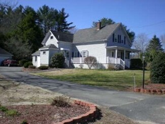 12 Rounseville Rd, Rochester, MA 02770
