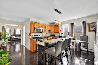 166 Beattie St Unit 2, Fall River, MA 02723