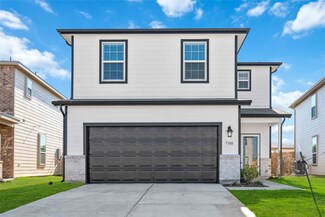 7318 Madison Commons Ln, Houston, TX 77075