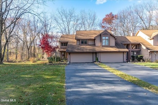 4075 Georgetown Square, Schenectady, NY 12303