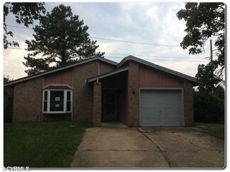 639 Orangewood Dr, Virginia Beach, VA 23453
