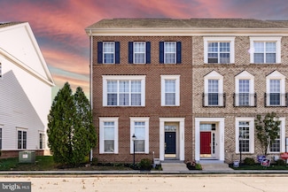13592 Village Green Dr, Leesburg, VA 20176