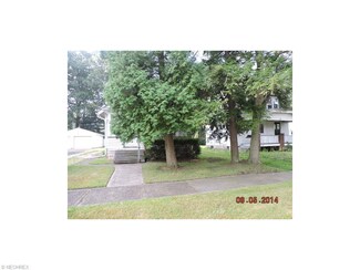 1063 Riverview St NW, Warren, OH 44485