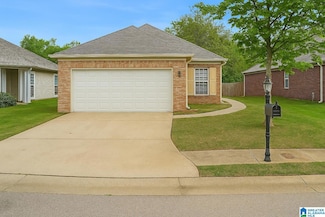 4861 Longmeadow Dr, Bessemer, AL 35022