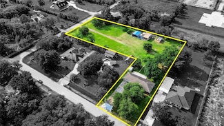 6417 Scott Rd, Pearland, TX 77581