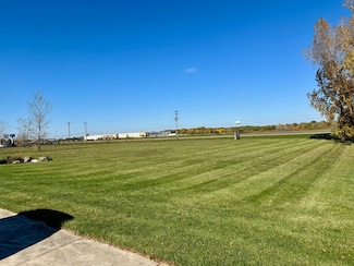 2071 Wiesbrook Dr, Oswego, IL 60543