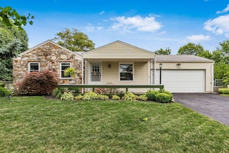 5950 Ambleside Dr, Columbus, OH 43229