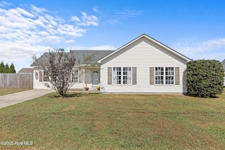 107 Airleigh Place, Richlands, NC 28574