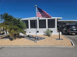 450 Snead Dr, North Fort Myers, FL 33903