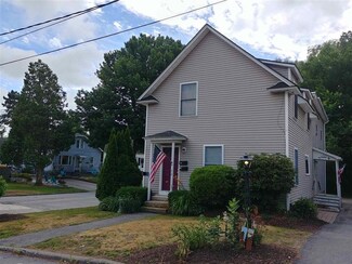 76 Schiller St, Manchester, NH 03102