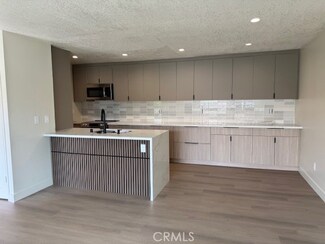 2501 W Sunflower Ave Unit F12, Santa Ana, CA 92704