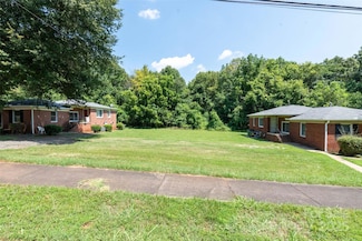 3108 Capitol Dr, Charlotte, NC 28208