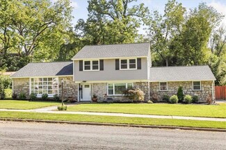 921 N 26th St, Allentown, PA 18104