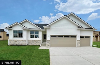 510 NE 58th St, Ankeny, IA 50021