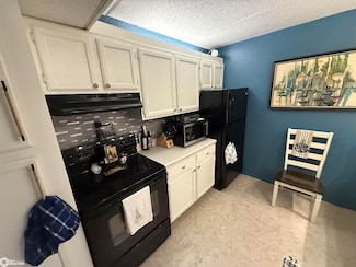 2700 N Shore Dr Unit 405, Clear Lake, IA 50428