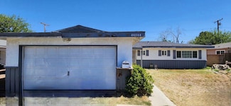 44544 2nd St E, Lancaster, CA 93535