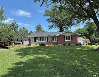 205 Cherry St, Hull, IL 62343