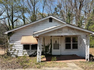 5972 Allen Rd SE, Mableton, GA 30126