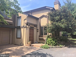 92 Sayre Dr, Princeton, NJ 08540