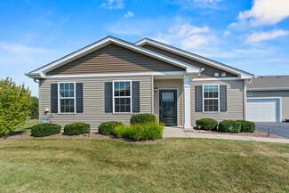 1928 Southern Cir, Pingree Grove, IL 60140
