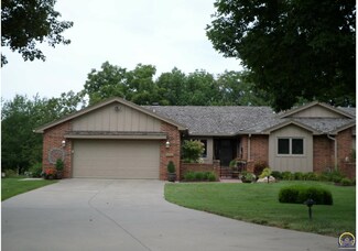 2332 SW Mayfair Place, Topeka, KS 66611