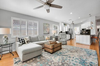 904 Magdalena Rd, Palm Beach Gardens, FL 33410