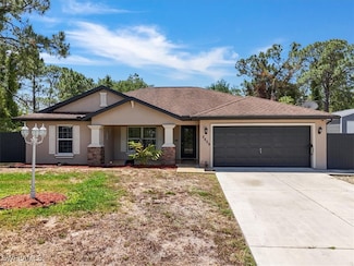 2609 19th St W, Lehigh Acres, FL 33971