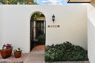 1221 E Palacio Dr, Phoenix, AZ 85014