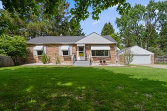 854 Hinckley Blvd, Jackson, MI 49203