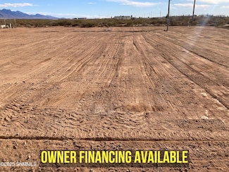 32 Sunrunner Ave, Las Cruces, NM 88012