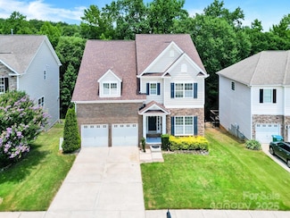 14034 Green Birch Dr, Pineville, NC 28134