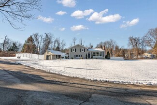 3 Sunrise Dr, Pelham, NH 03076