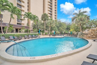 2480 Presidential Way Unit 3030, West Palm Beach, FL 33401