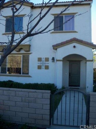 469 Niagara Ct, Corona, CA 92880