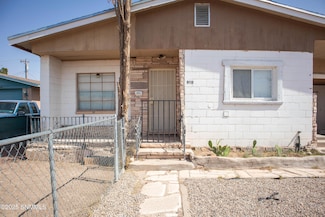 910 Van Patten Ave, Las Cruces, NM 88005